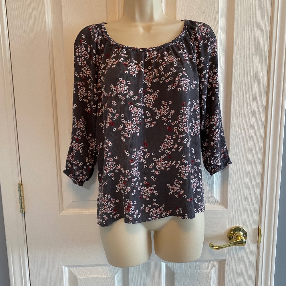 BUY 2 ITEMS AND GET 1 FREE - Denver Hayes Blouse with Split 3/4 Sleeves Sz L